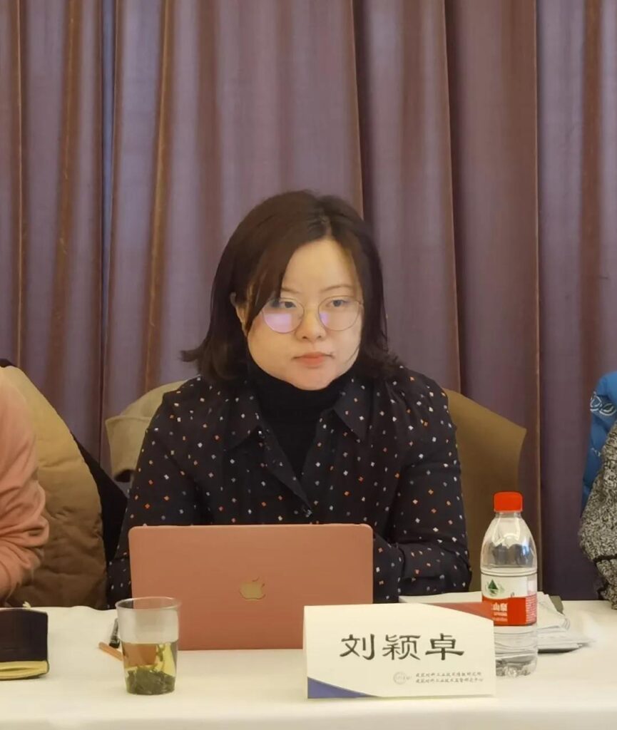 《建筑絕熱用石墨改性擠塑聚苯乙烯泡沫塑料板》標(biāo)準(zhǔn)項(xiàng)目第二次工作會議在北京召開-6-20230902093043